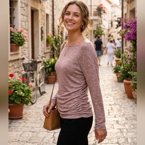 Women's Heathered Pink Long Sleeve Top